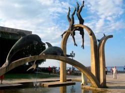 Достопримечательности Абхазии: Анакопийская крепость, Гегский водопад, Новоафонская пещера, Новоафонский монастырь