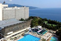 Отели Ялты. Рейтинг отелей Ялты. Отели Ялты на берегу моря