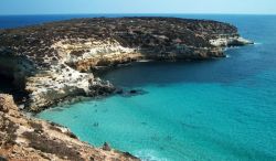 Куда поехать отдохнуть в сентябре? Где можно отдохнуть в сентябре недорого?