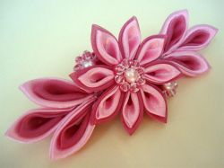 Цветы канзаши. Цветы канзаши из атласных лент
