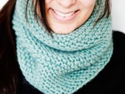 Вязание шарфов спицами: схема, описание, узоры