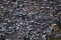 Сколько людей на Земле проживает?