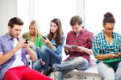 Зависимость от социальных сетей. Проблема зависимости от социальной сети. Лечение зависимостей