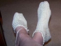 Вязание носков крючком: простой способ создания интересной модели