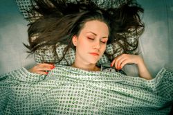 К чему снятся похороны? Сонник: похороны знакомого человека