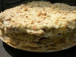 Торт из готовых коржей – быстро, легко, вкусно