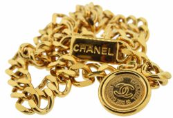 К чему снится золотая цепочка - толкование по современному соннику