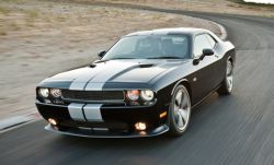Dodge Challenger SRT8: технические характеристики, фото