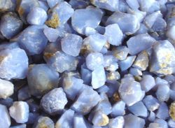 Камни халцедон: значение, свойства, украшения