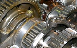 Как заменить масло в коробке передач? Через сколько менять масло в коробке передач