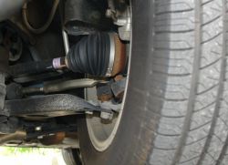 Наружный пыльник ШРУСа: замена и ремонт