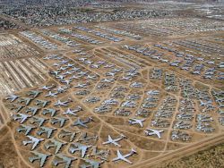 Самое большое кладбище самолетов на планете
