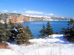 Сонник: летом снег идет. Сонник: приснился снег летом за окном