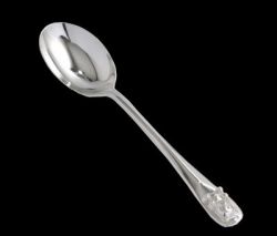 Серебряная ложка на крестины именная для чего?