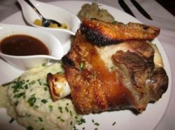 Рулька свиная. Рецепт необычного блюда на обычной кухне